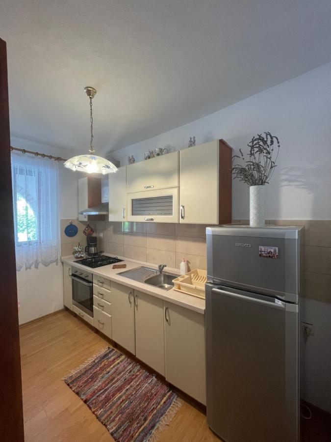 Apartment Benky Pican Exterior photo